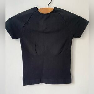 SKIMS Top Women’s Small / Medium Black Crew Neck Top